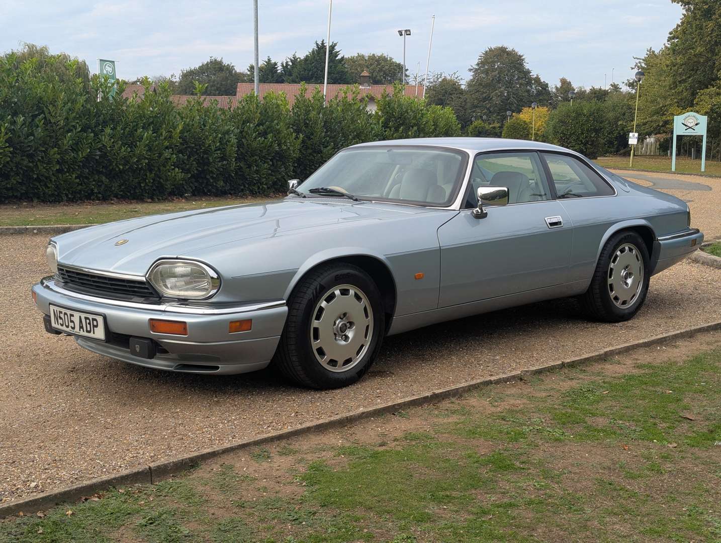 <p>1996 JAGUAR XJ-S 4.0 AUTO CELEBRATION</p>