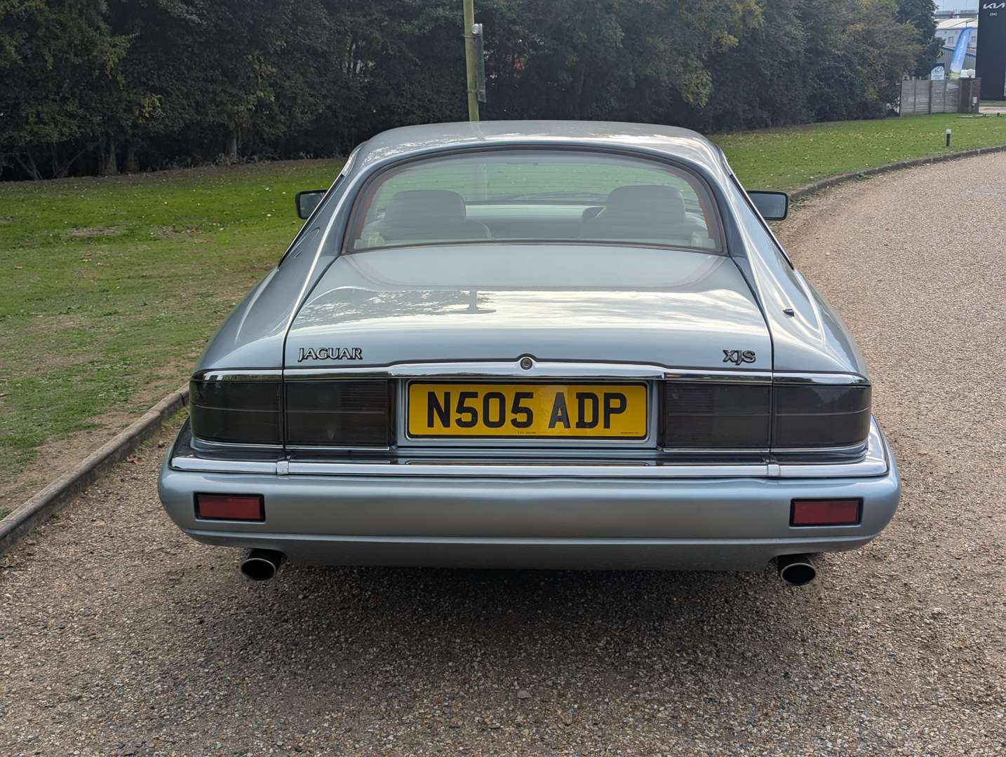 <p>1996 JAGUAR XJ-S 4.0 AUTO CELEBRATION</p>