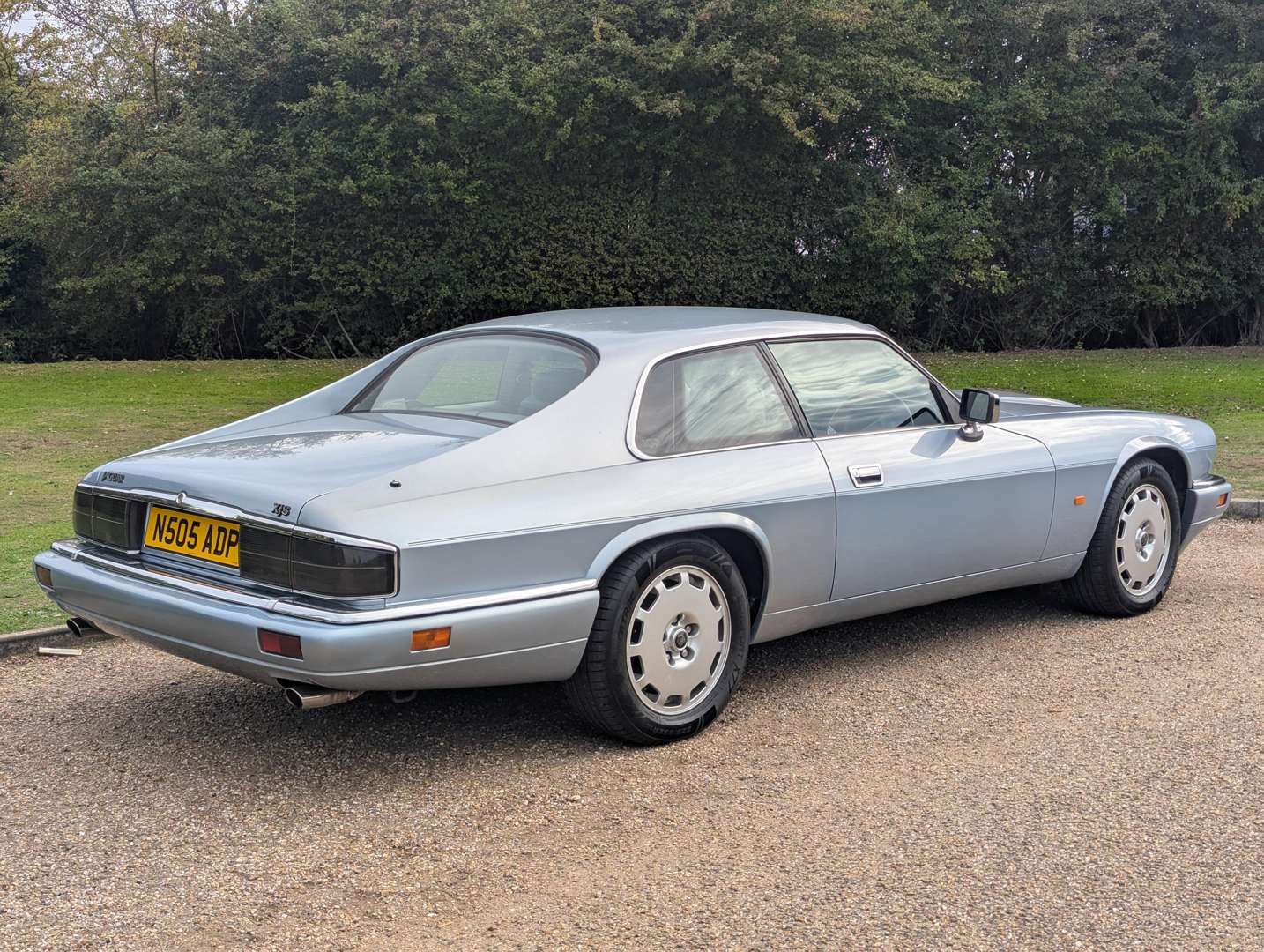 <p>1996 JAGUAR XJ-S 4.0 AUTO CELEBRATION</p>