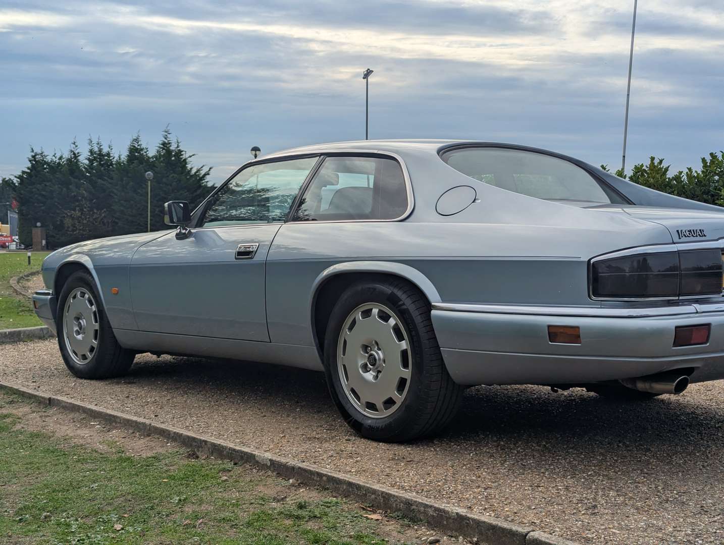 <p>1996 JAGUAR XJ-S 4.0 AUTO CELEBRATION</p>