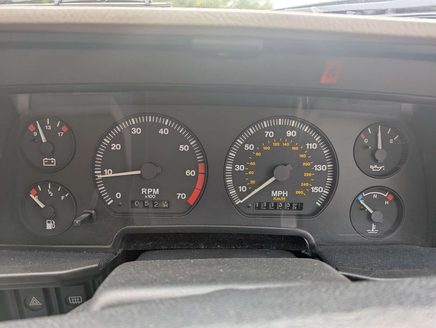 <p>1996 JAGUAR XJ-S 4.0 AUTO CELEBRATION</p>