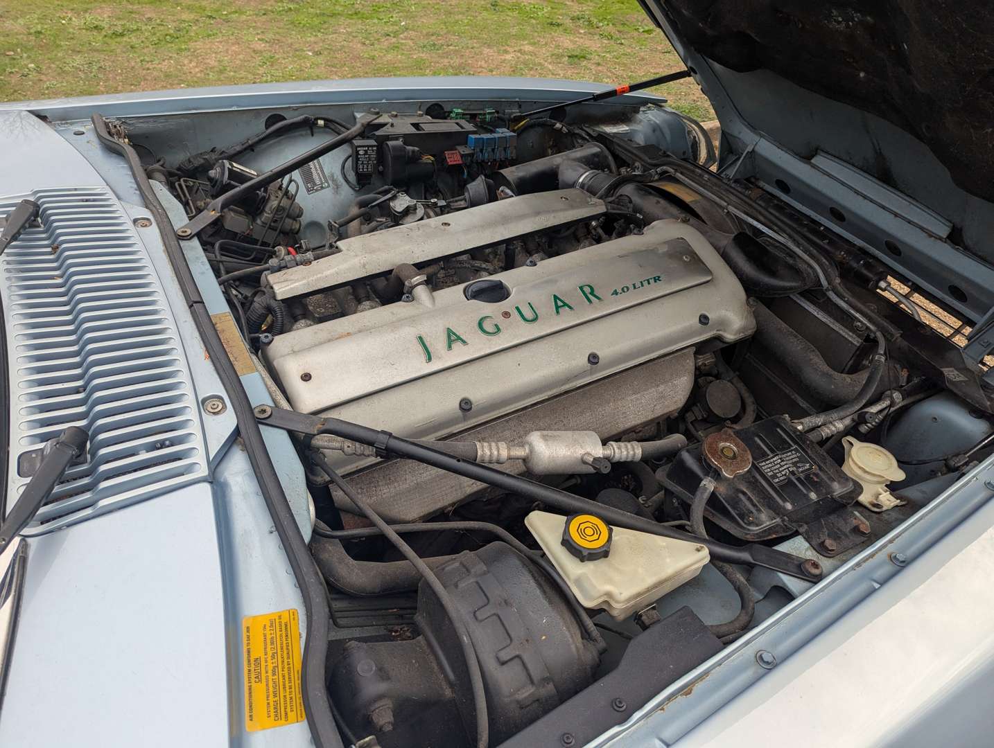 <p>1996 JAGUAR XJ-S 4.0 AUTO CELEBRATION</p>