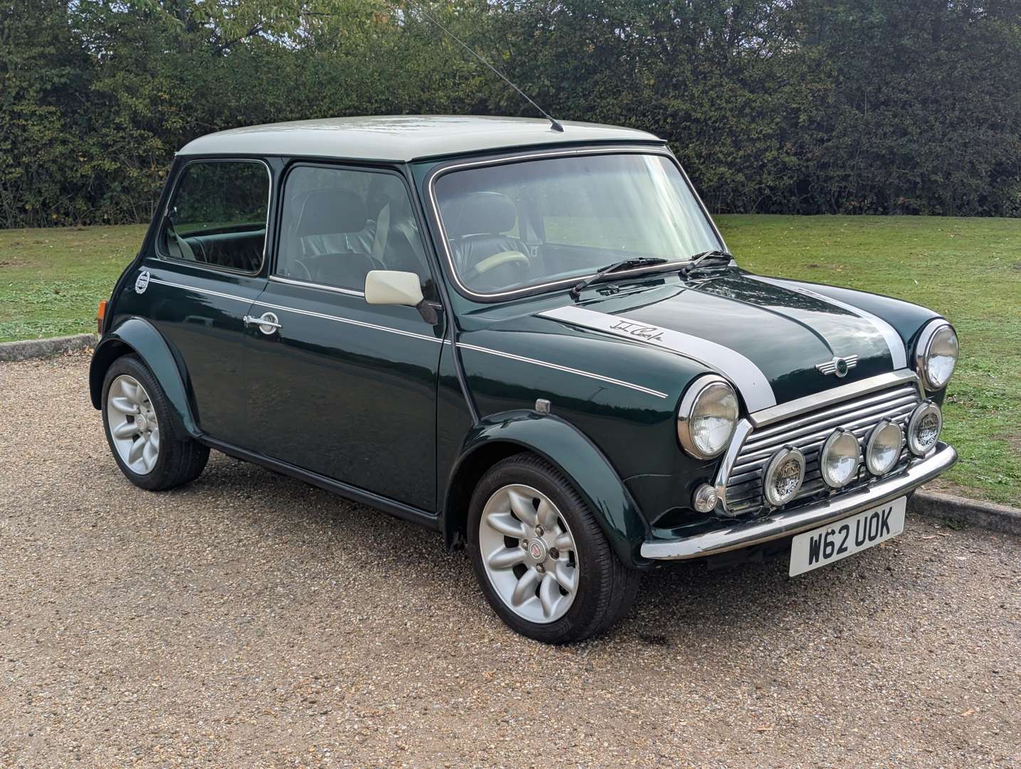 <p>2000 ROVER MINI COOPER</p>