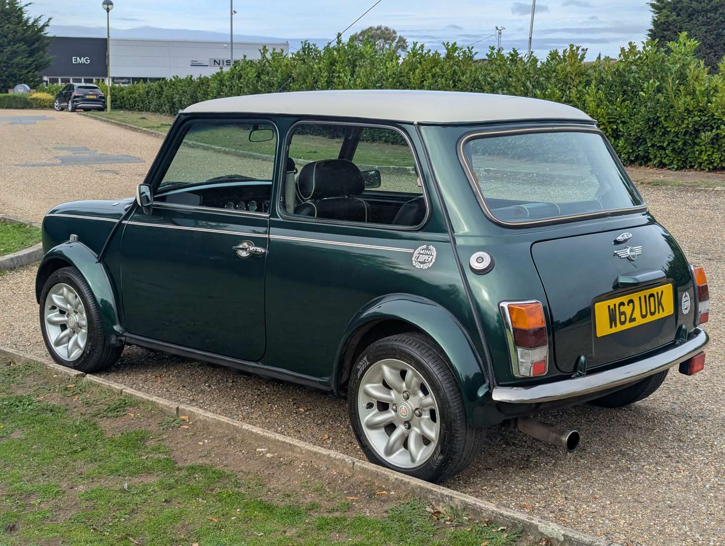 <p>2000 ROVER MINI COOPER</p>
