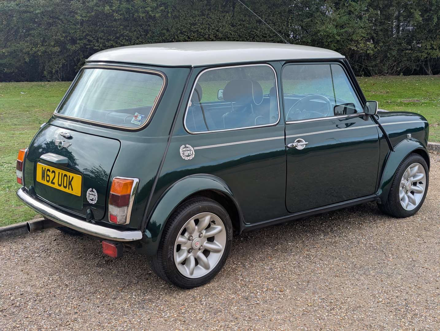 <p>2000 ROVER MINI COOPER</p>