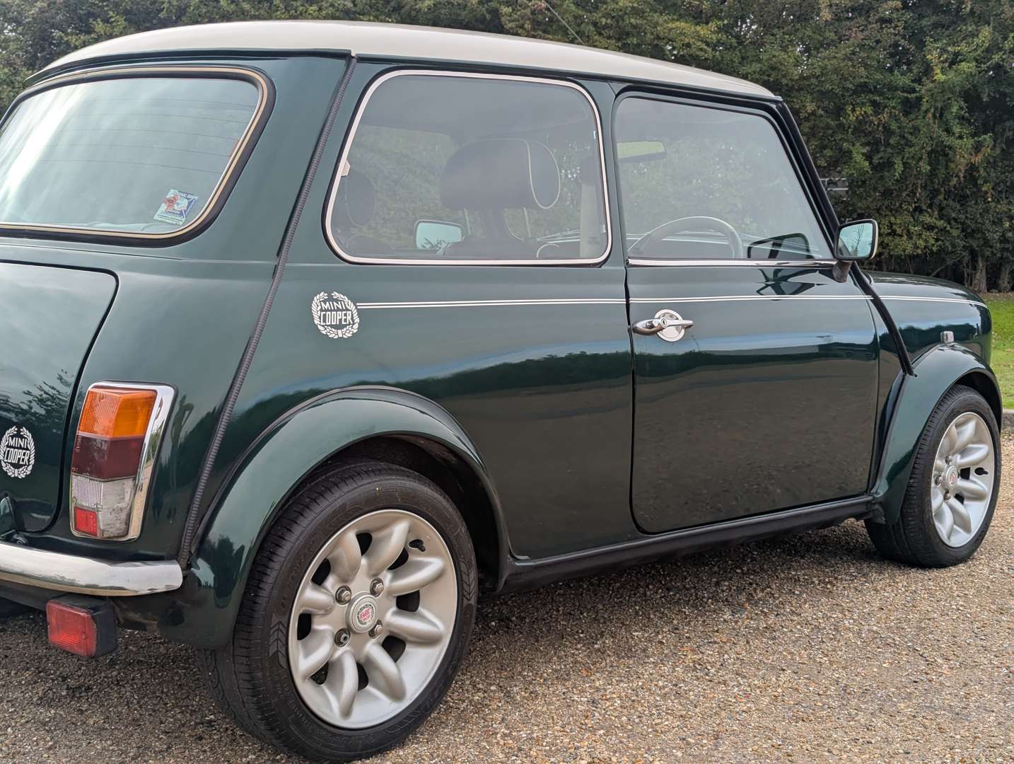 <p>2000 ROVER MINI COOPER</p>