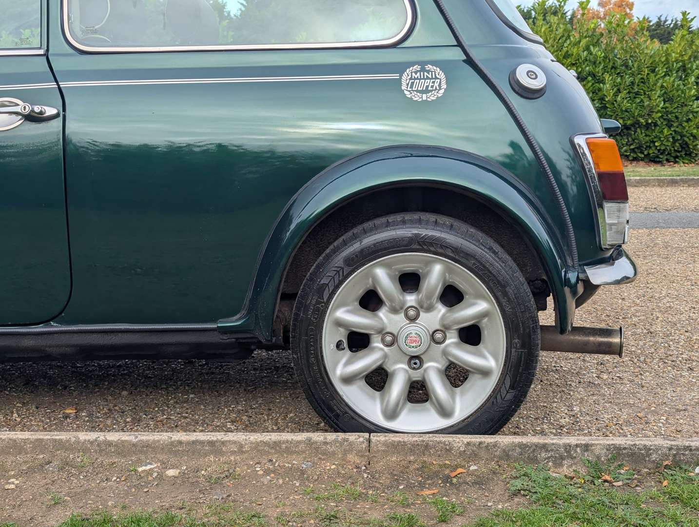 <p>2000 ROVER MINI COOPER</p>