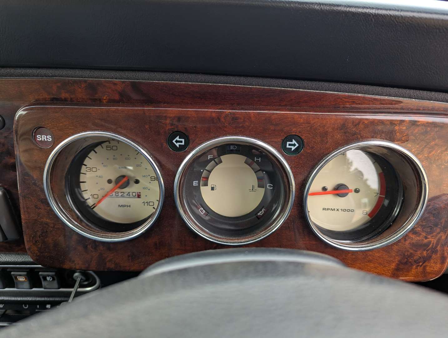 <p>2000 ROVER MINI COOPER</p>