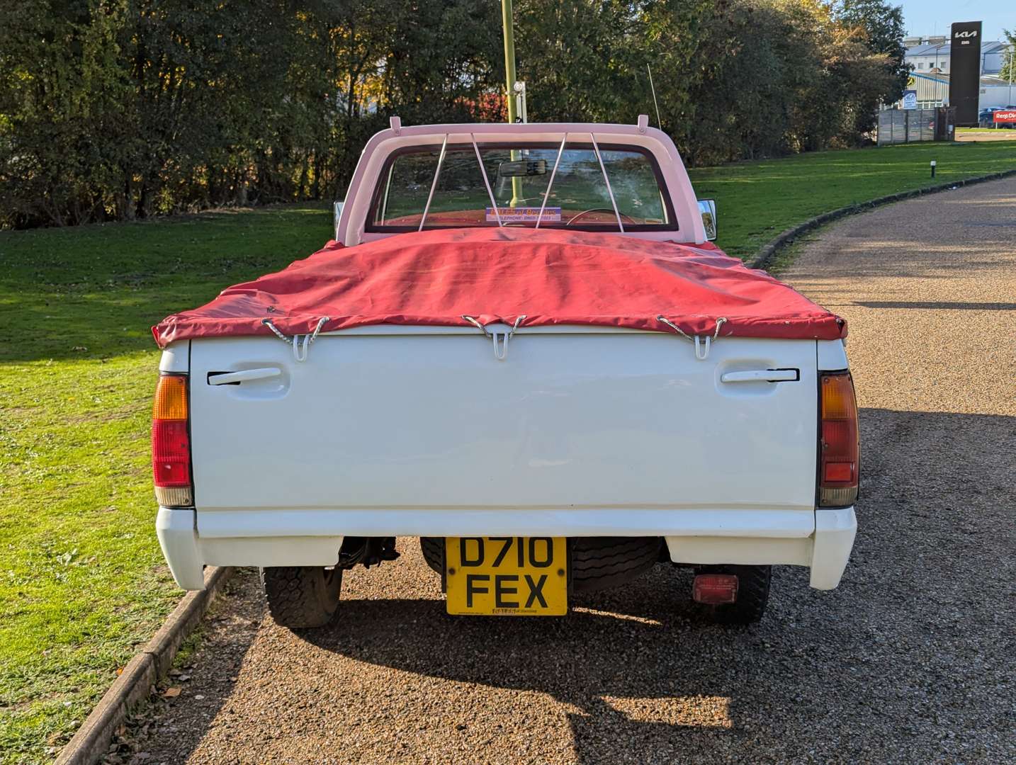 <p>1986 BEDFORD KB PICK-UP</p>