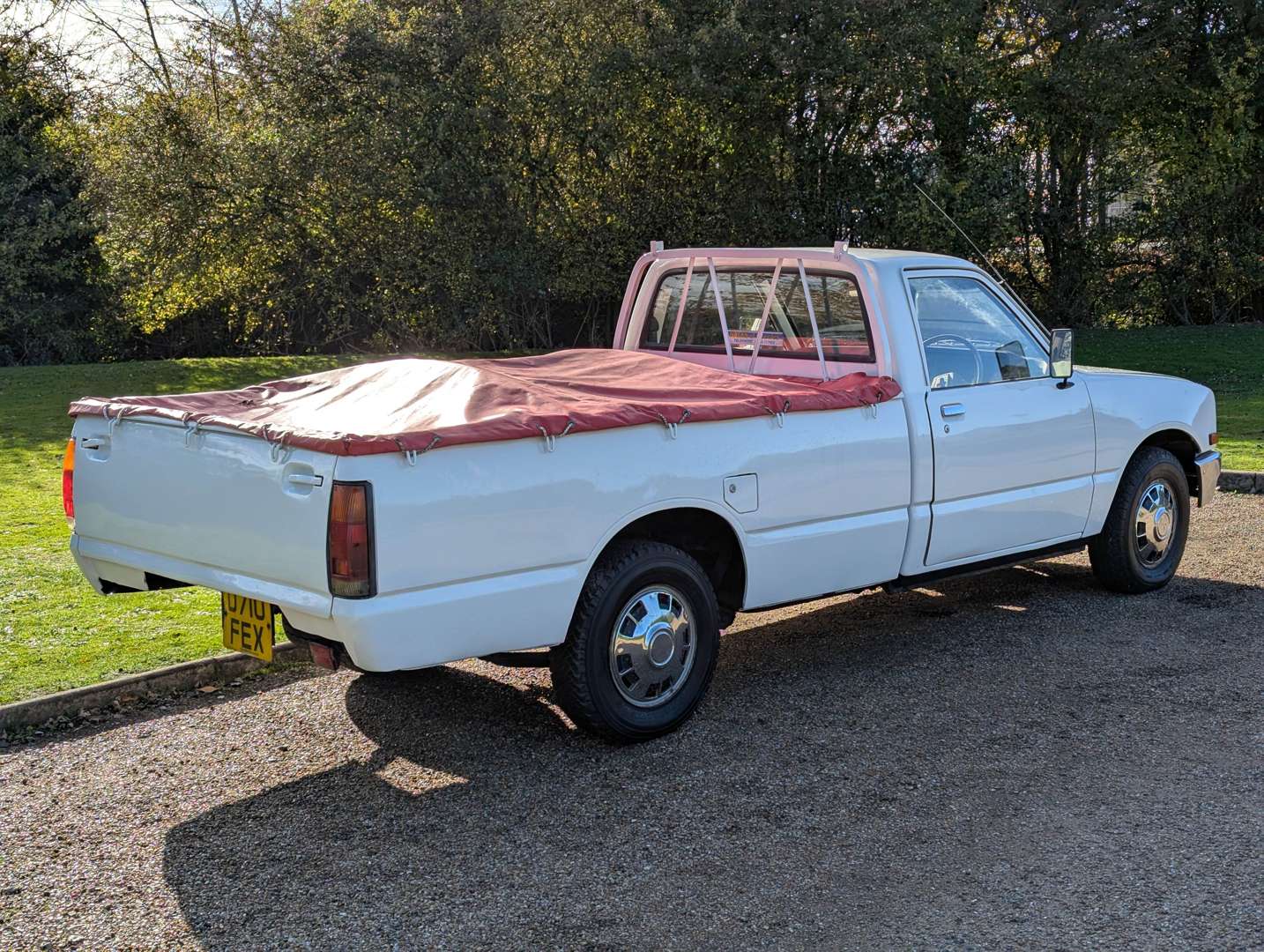 <p>1986 BEDFORD KB PICK-UP</p>