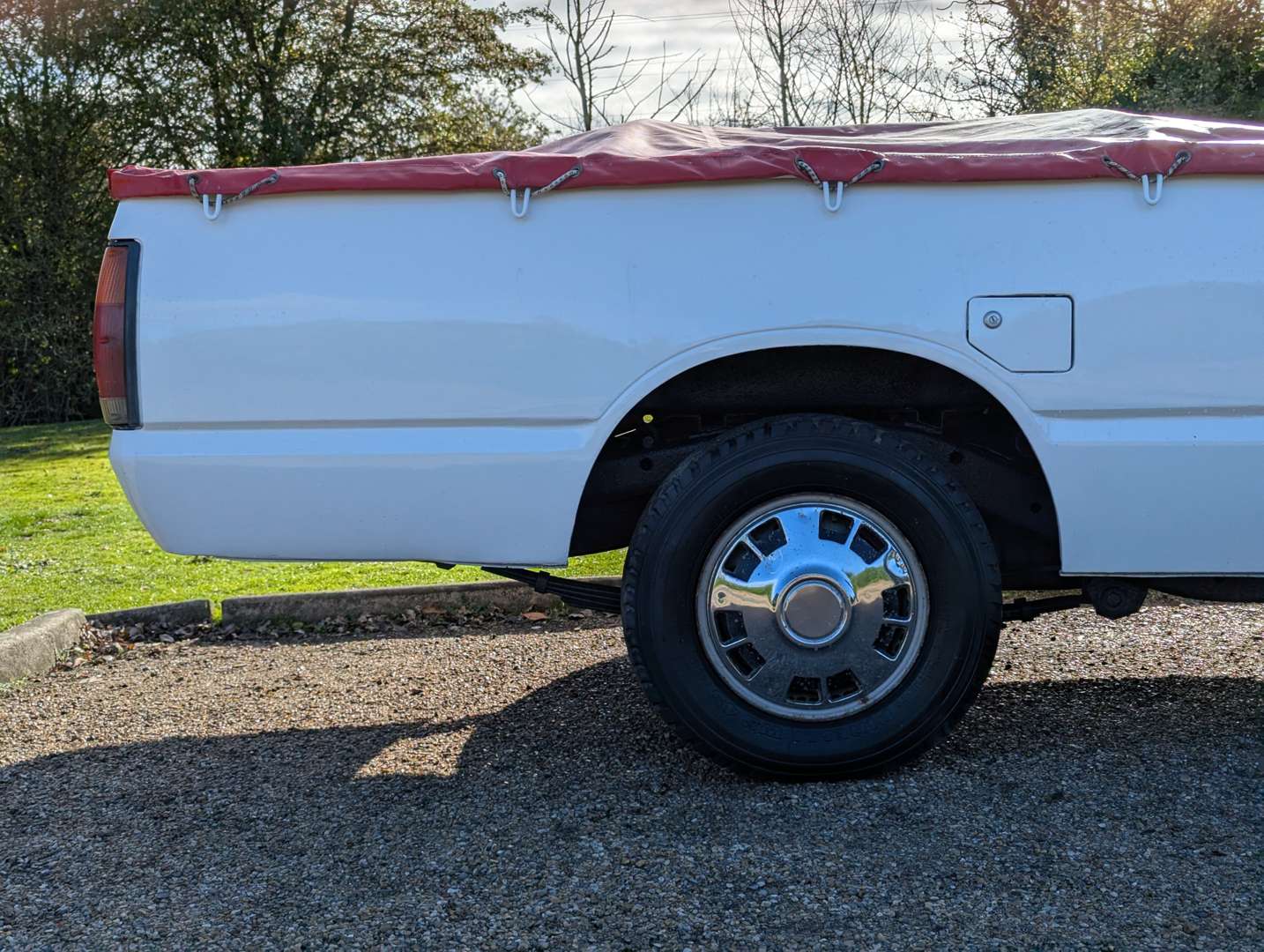 <p>1986 BEDFORD KB PICK-UP</p>