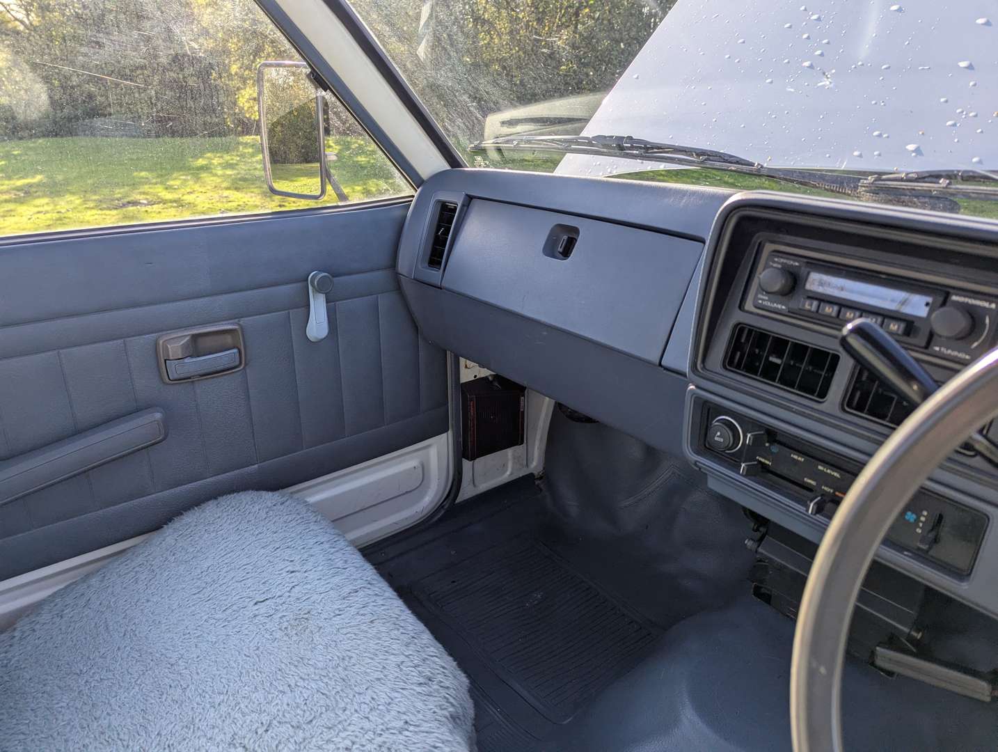 <p>1986 BEDFORD KB PICK-UP</p>