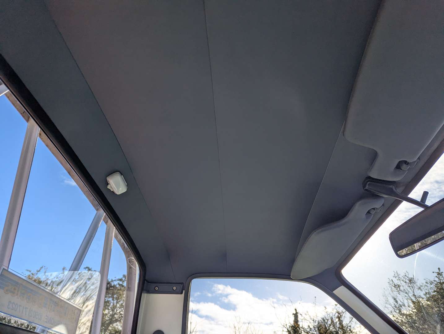 <p>1986 BEDFORD KB PICK-UP</p>