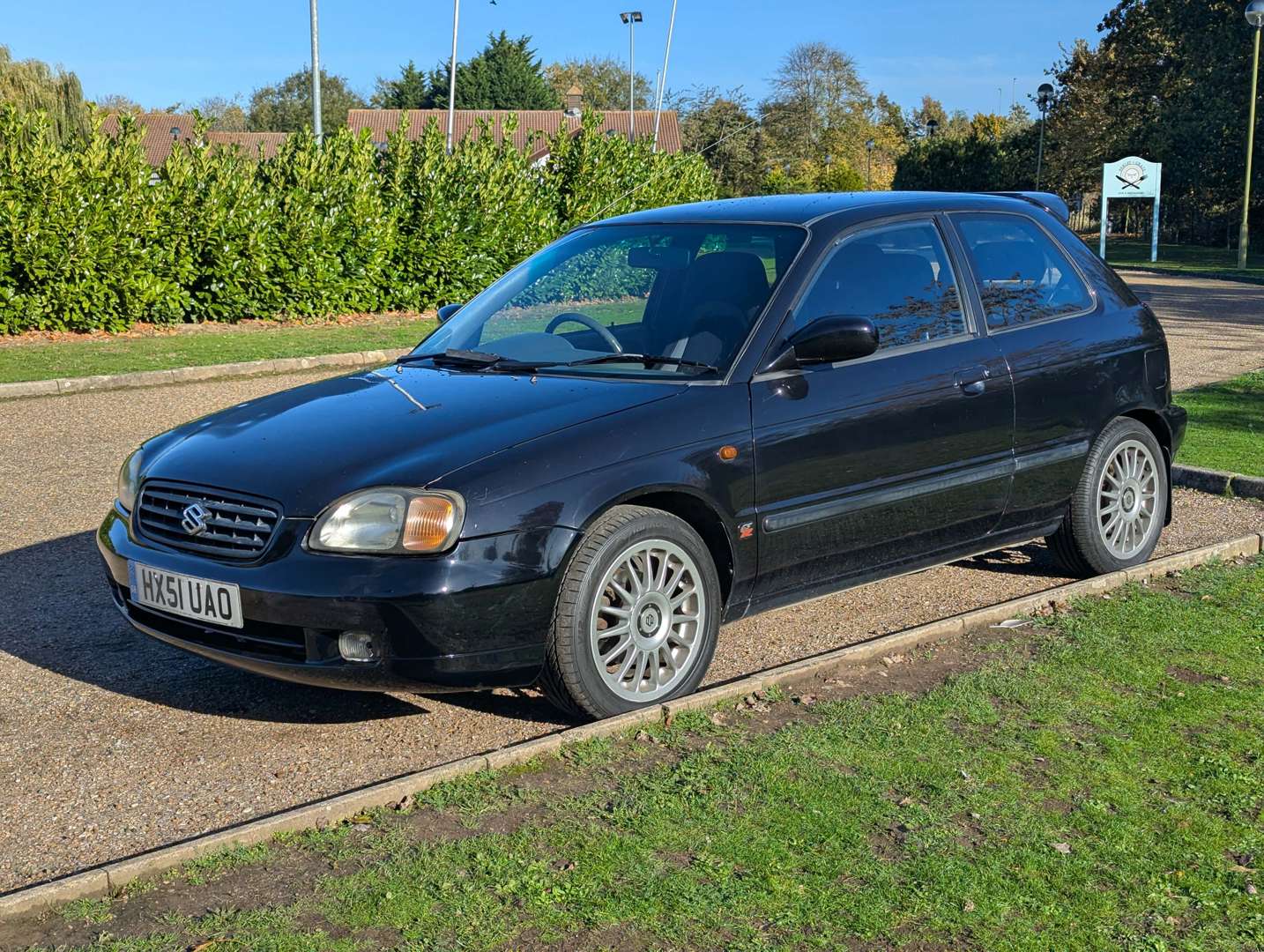 <p>2001 SUZUKI BALENO GSR</p>