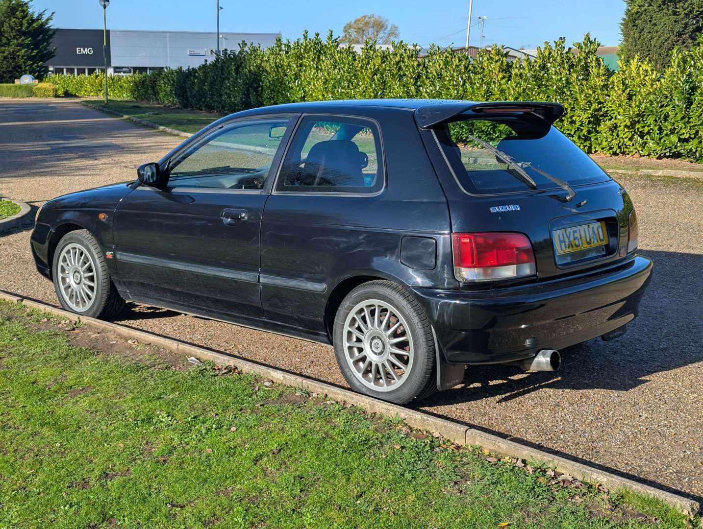 <p>2001 SUZUKI BALENO GSR</p>