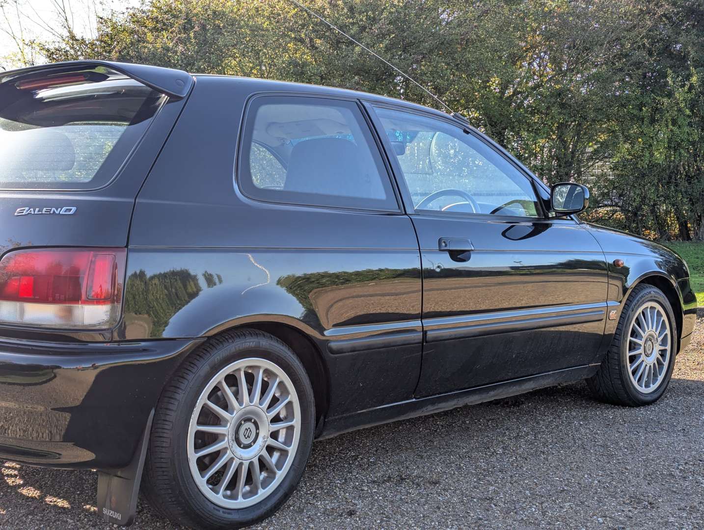 <p>2001 SUZUKI BALENO GSR</p>