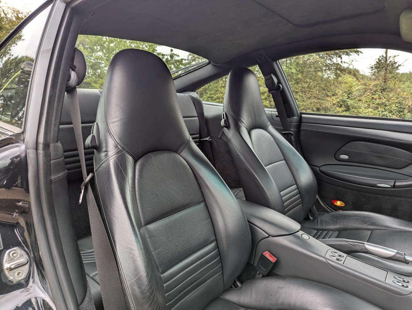 <p>2003 PORSCHE 911 (996) TURBO</p>