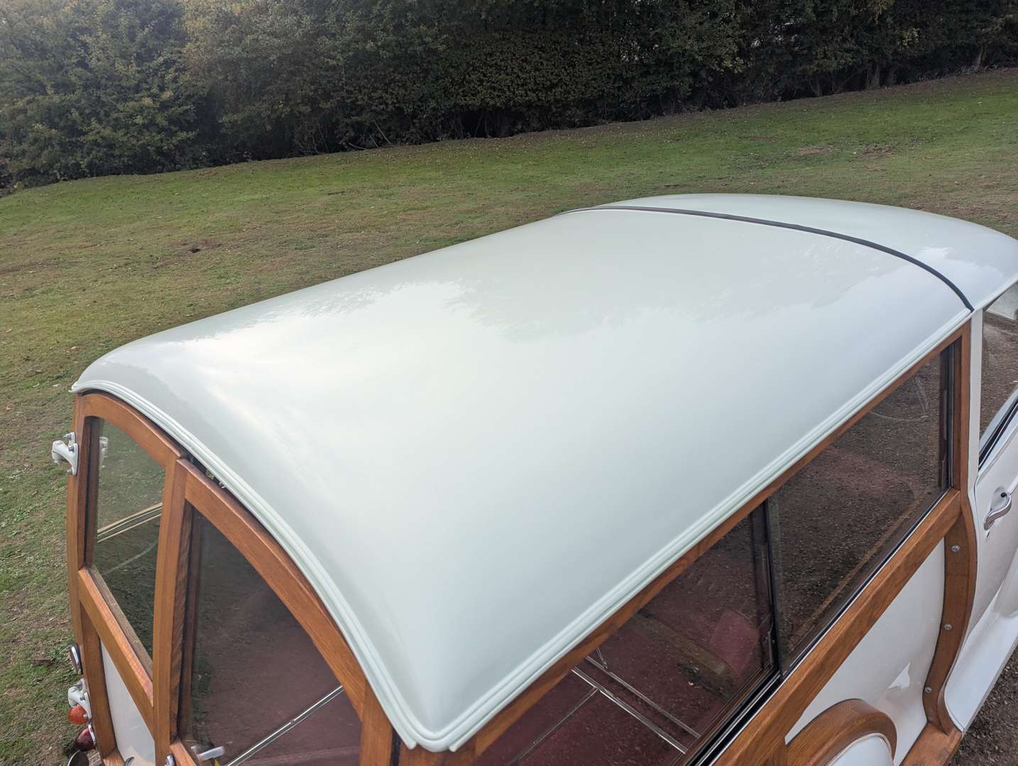 <p>1971 MORRIS MINOR 1000 TRAVELLER</p>