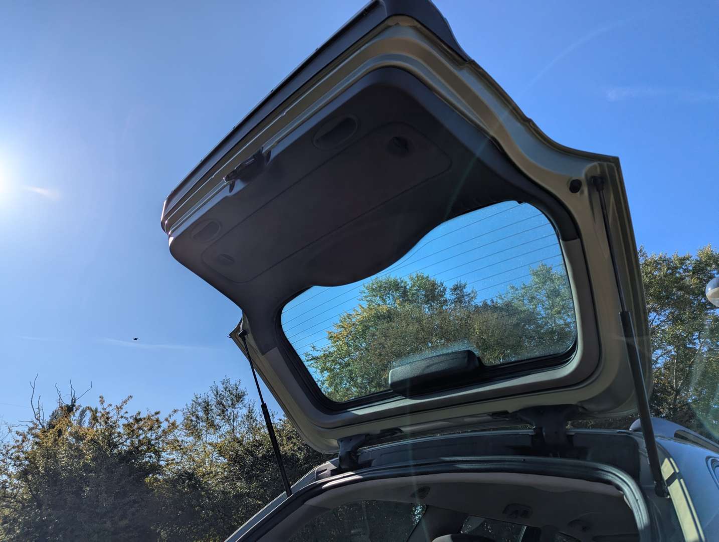 <p>2002 ROVER 75 CLUB 2.0 CDT TOURER</p>