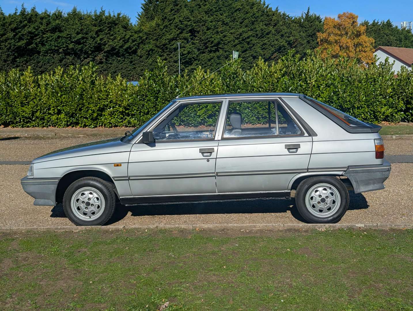<p>1987 RENAULT 11 TL</p>
