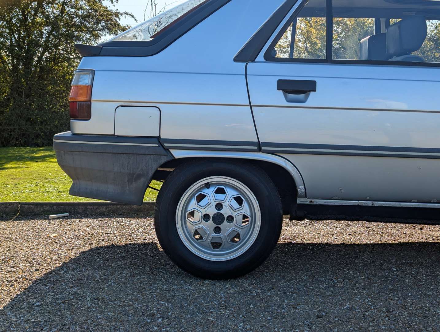 <p>1987 RENAULT 11 TL</p>