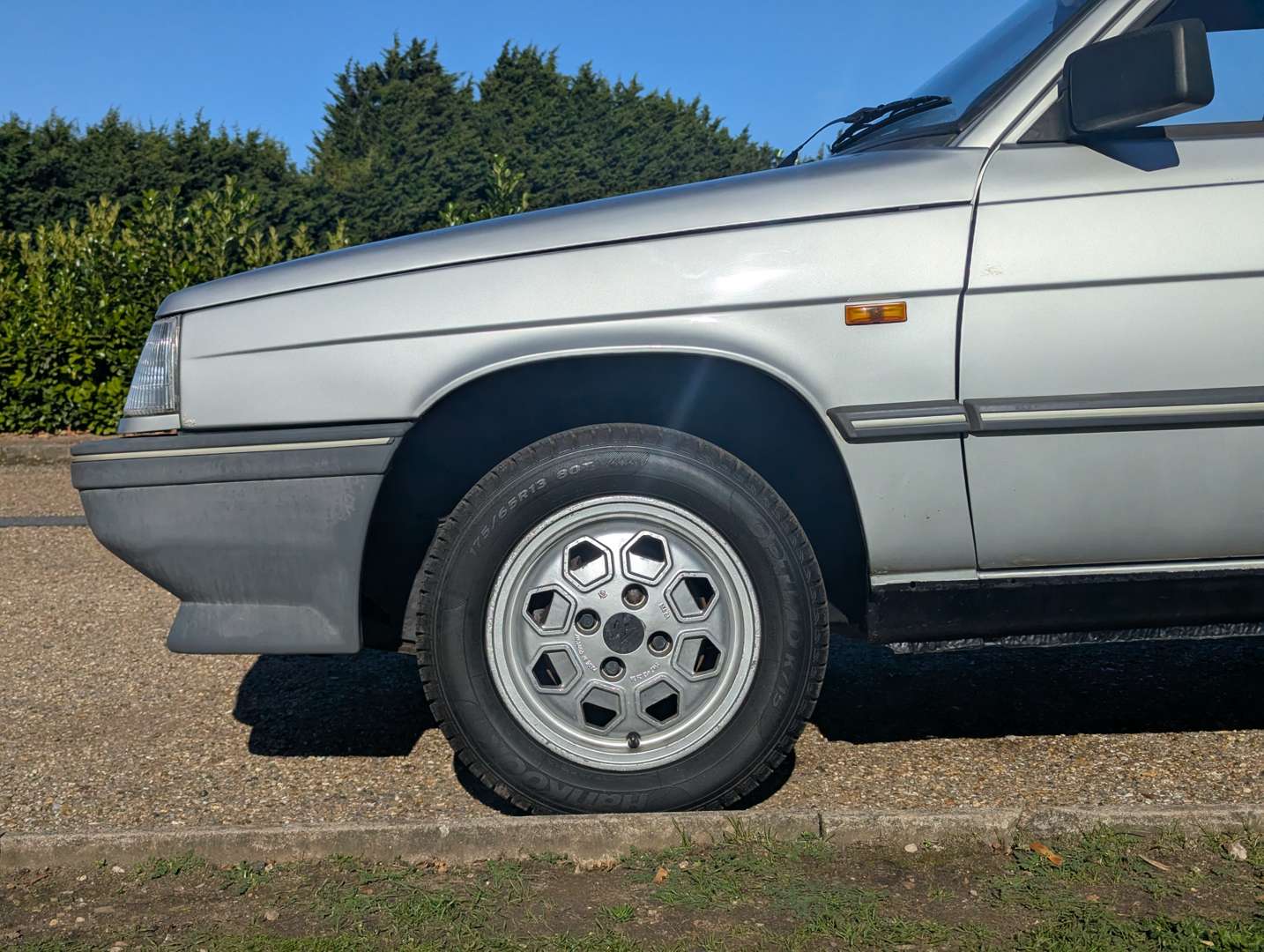 <p>1987 RENAULT 11 TL</p>