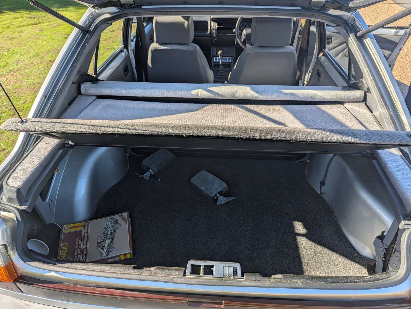 <p>1987 RENAULT 11 TL</p>