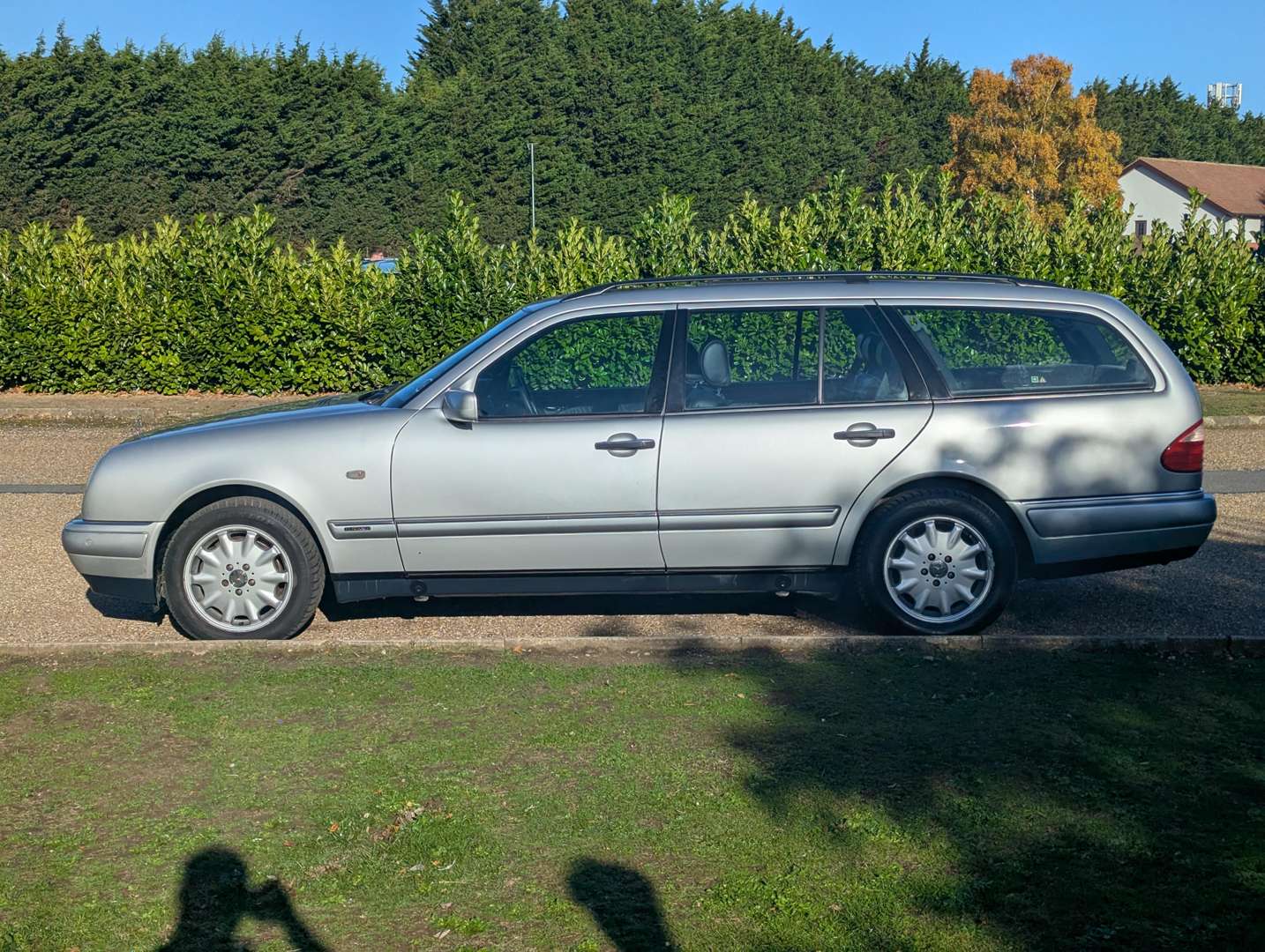<p>1997 MERCEDES E320T ESTATE</p>