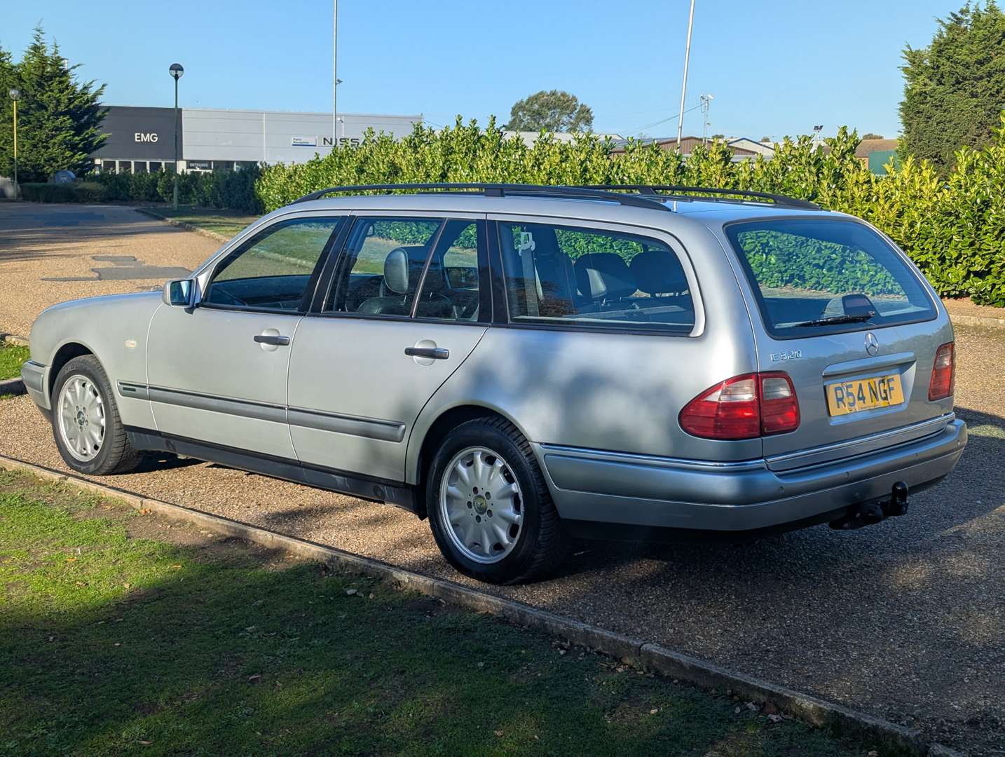 <p>1997 MERCEDES E320T ESTATE</p>