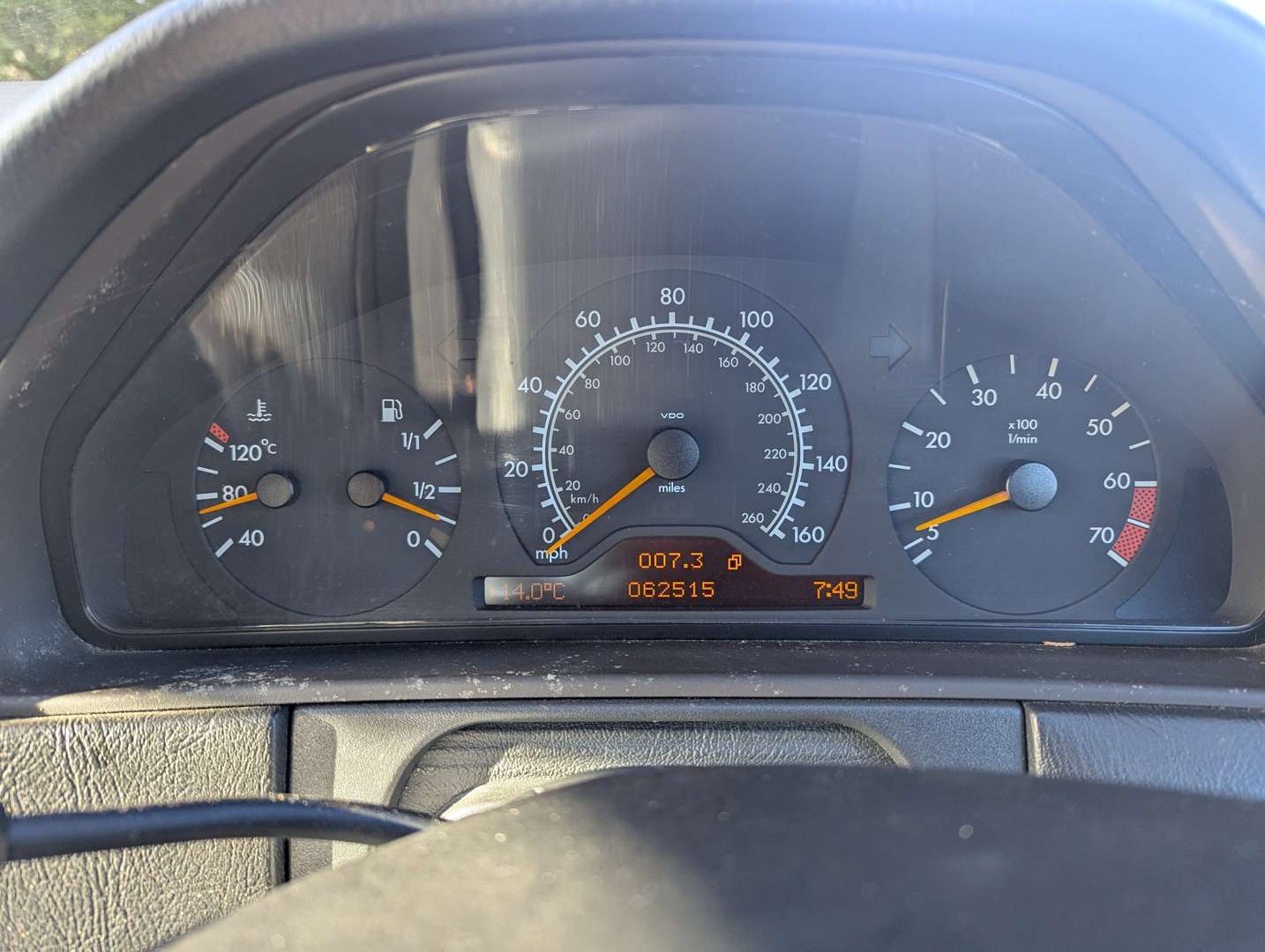 <p>1997 MERCEDES E320T ESTATE</p>