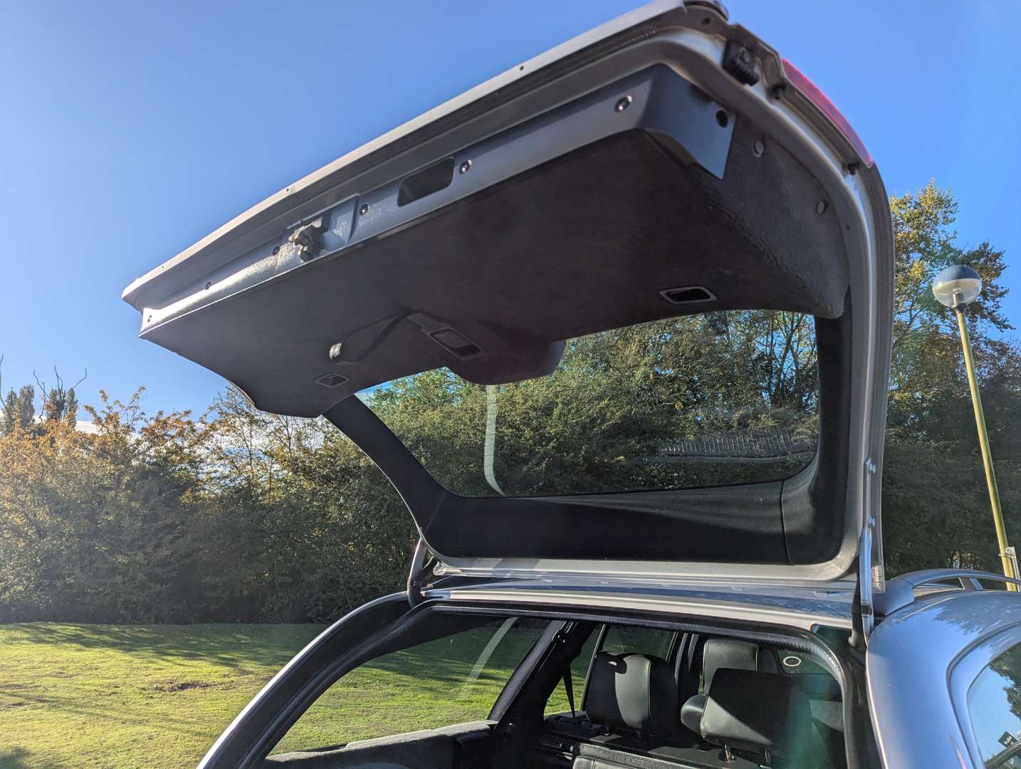 <p>1997 MERCEDES E320T ESTATE</p>