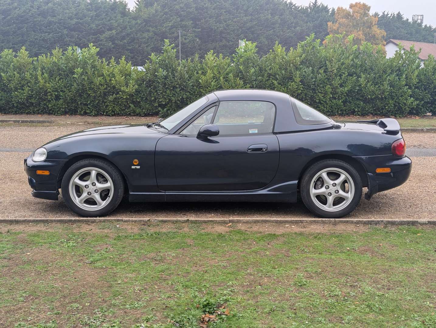 <p>1999 MAZDA MX-5 SPORT - 29,750 MILES</p>
