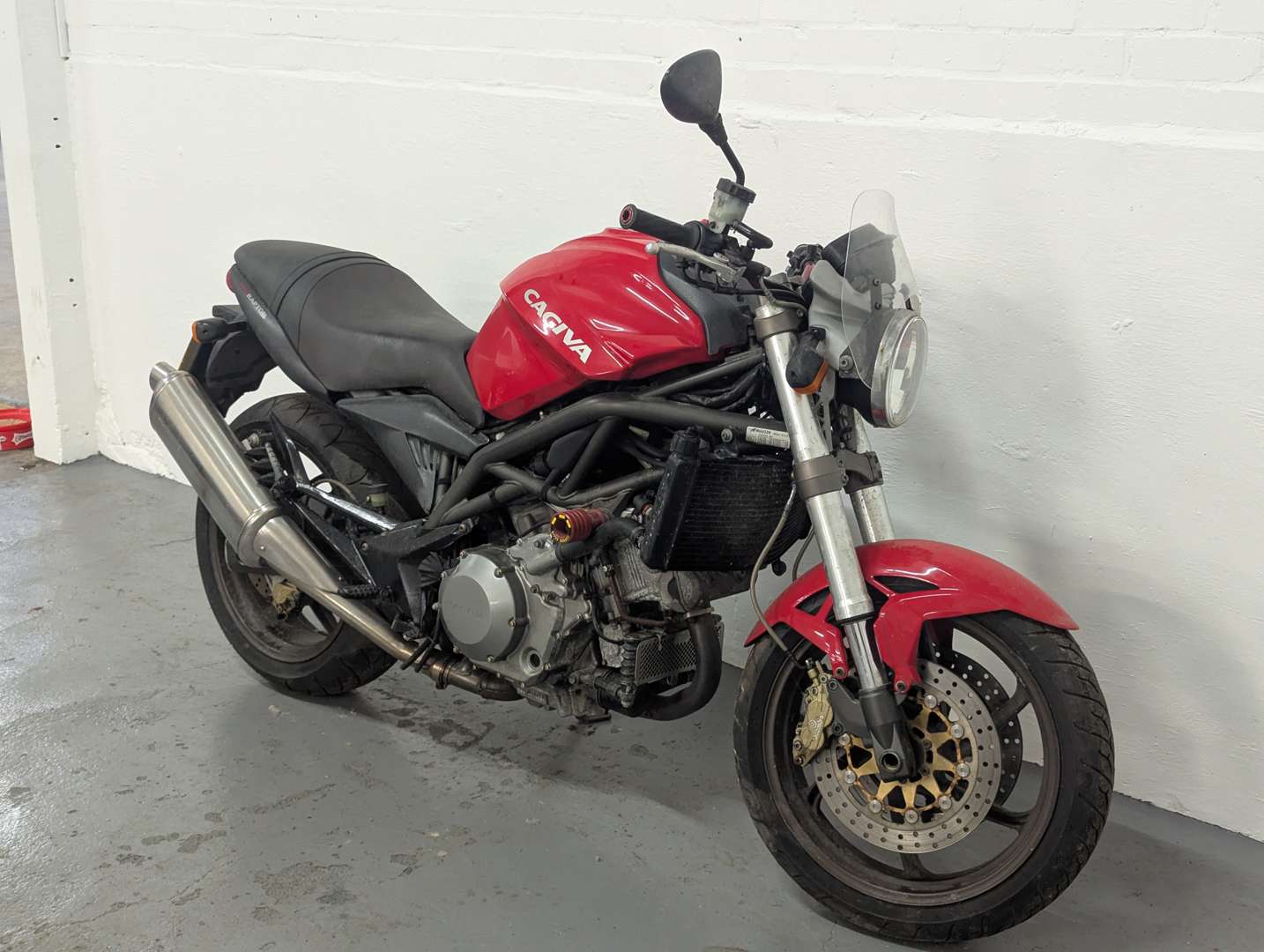 <p>2000 CAGIVA RAPTOR 1000</p>