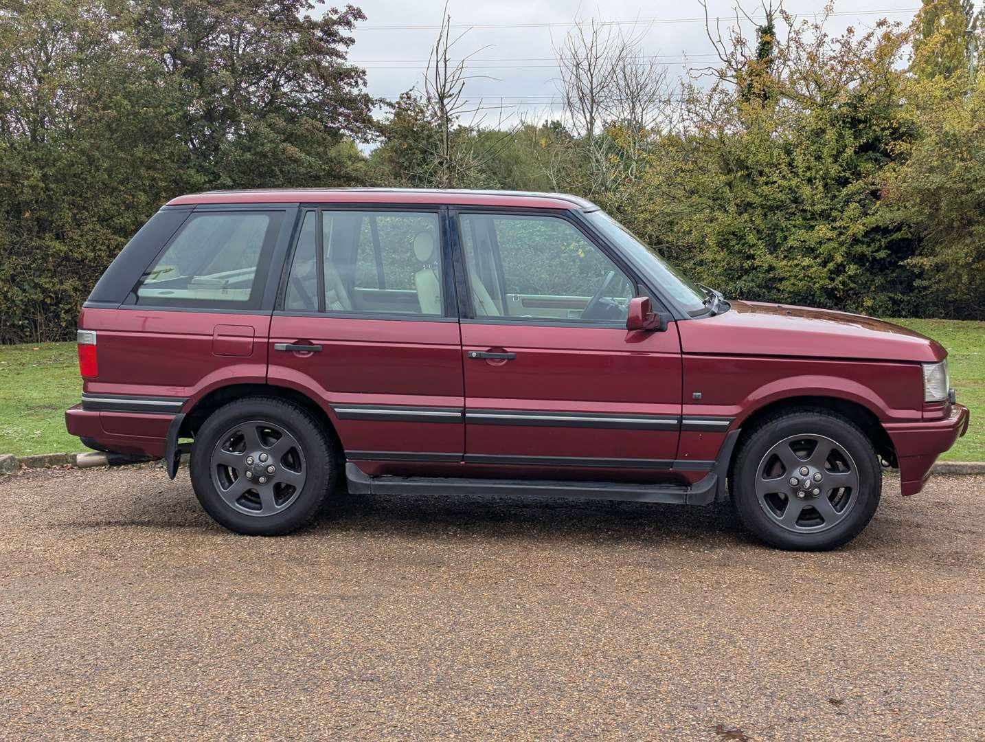 <p>2002 RANGE ROVER VOGUE 4.6 SE AUTO</p>