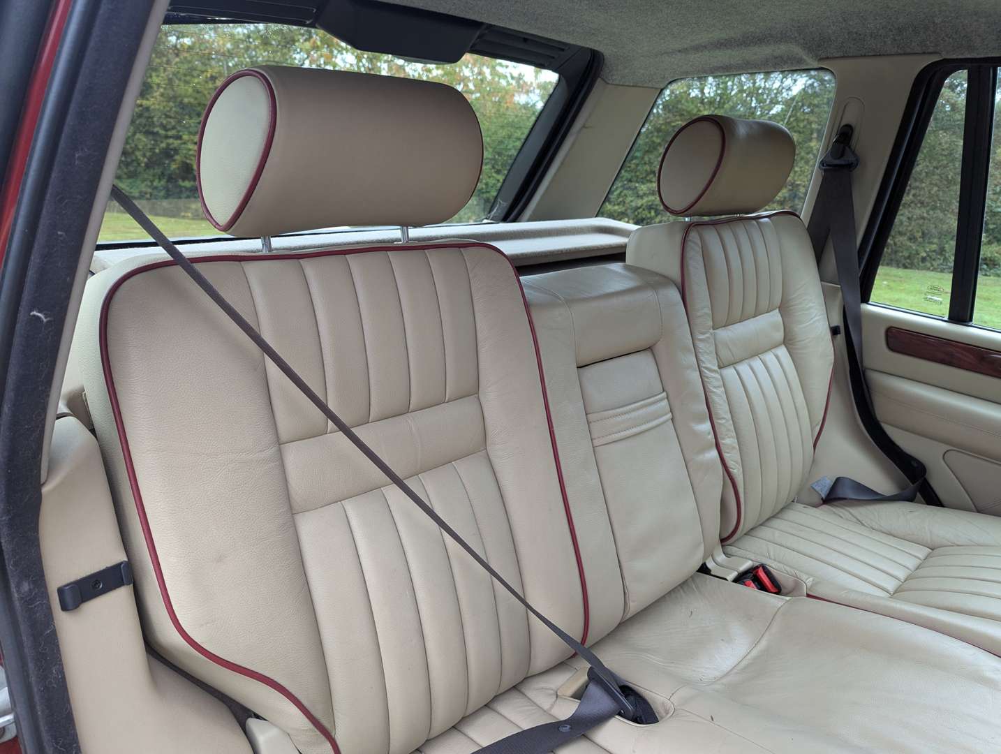 <p>2002 RANGE ROVER VOGUE 4.6 SE AUTO</p>