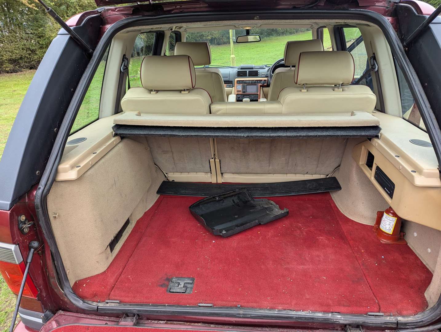 <p>2002 RANGE ROVER VOGUE 4.6 SE AUTO</p>