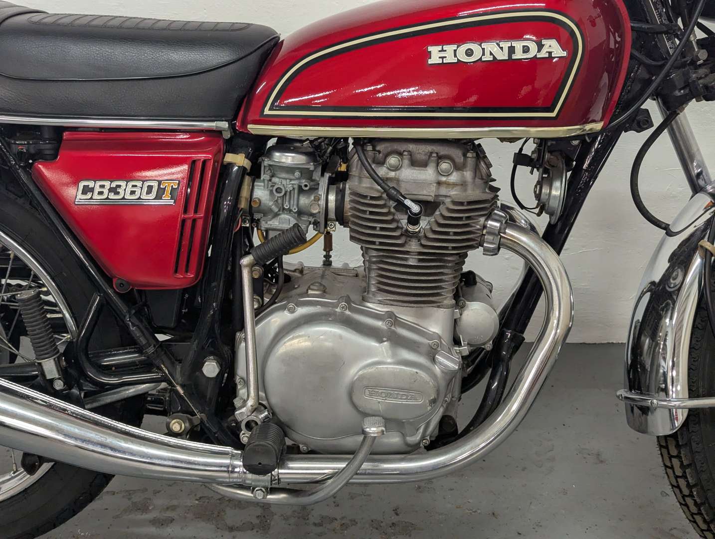 <p>1976 HONDA CB360T</p>