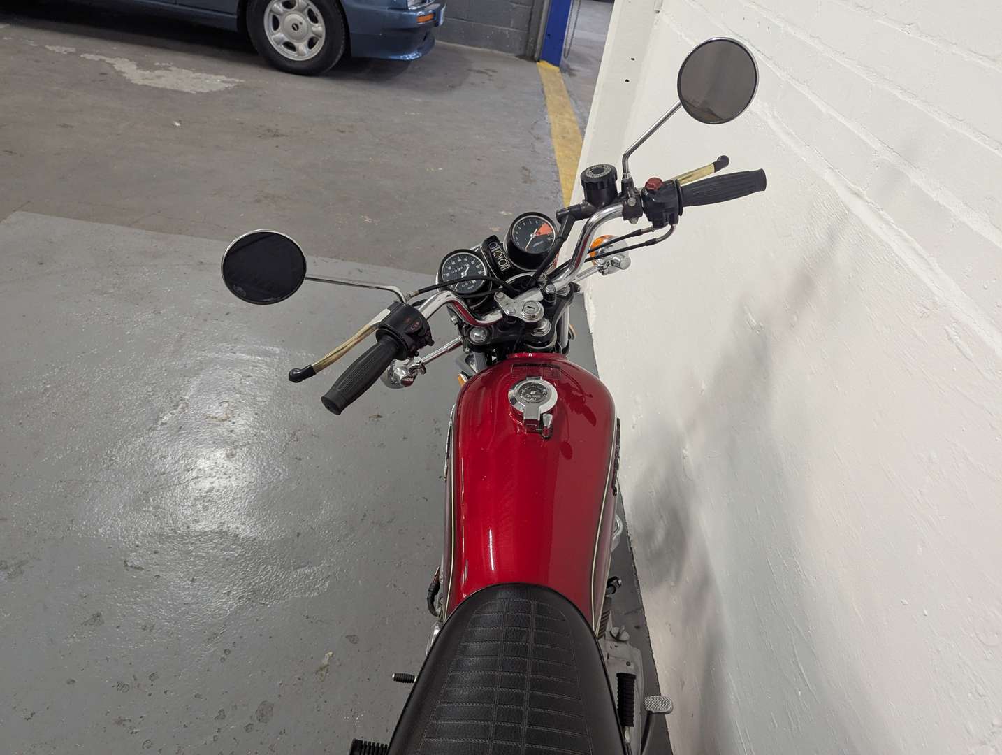 <p>1976 HONDA CB360T</p>