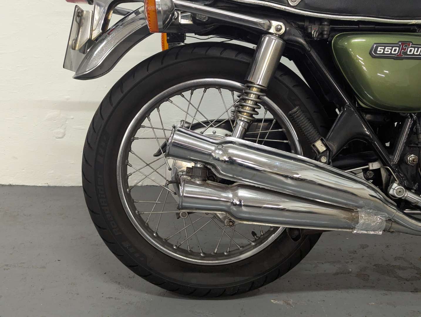 <p>1975 HONDA CB550 FOUR</p>