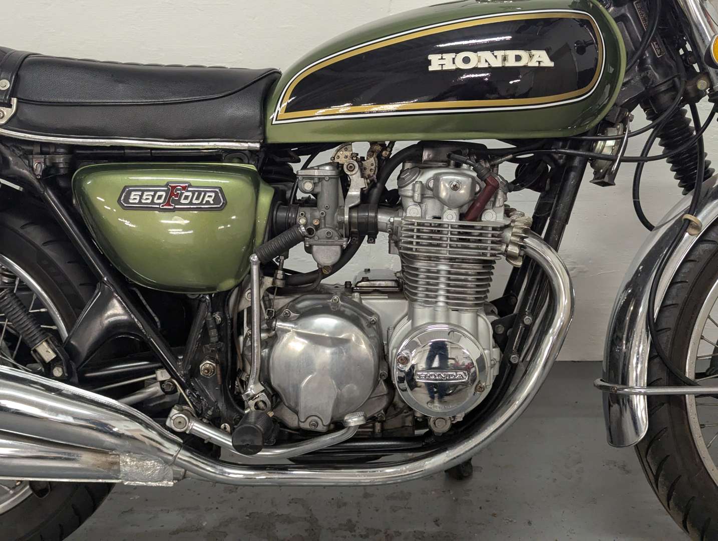 <p>1975 HONDA CB550 FOUR</p>