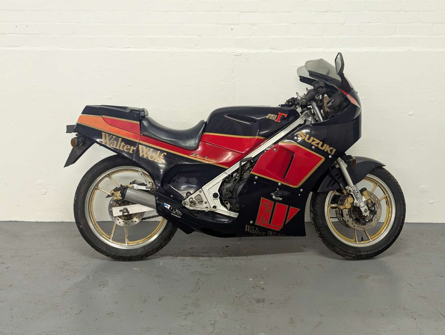 <p>1986 SUZUKI RG250 GAMMA</p>
