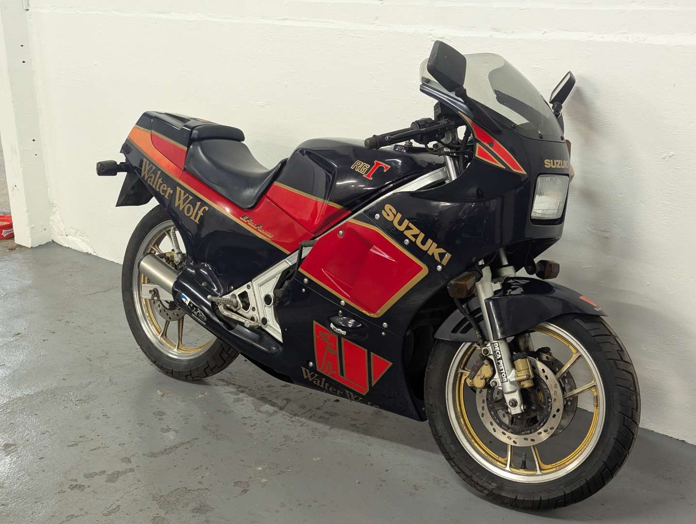 <p>1986 SUZUKI RG250 GAMMA</p>