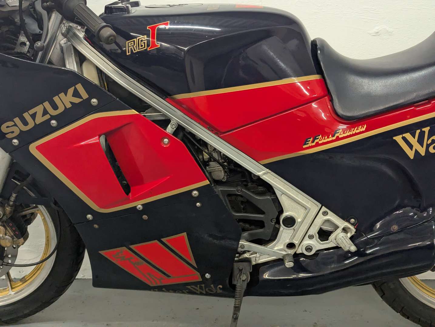 <p>1986 SUZUKI RG250 GAMMA</p>