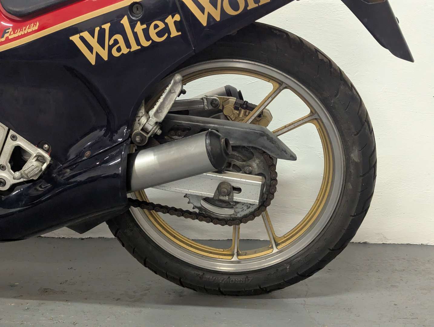 <p>1986 SUZUKI RG250 GAMMA</p>