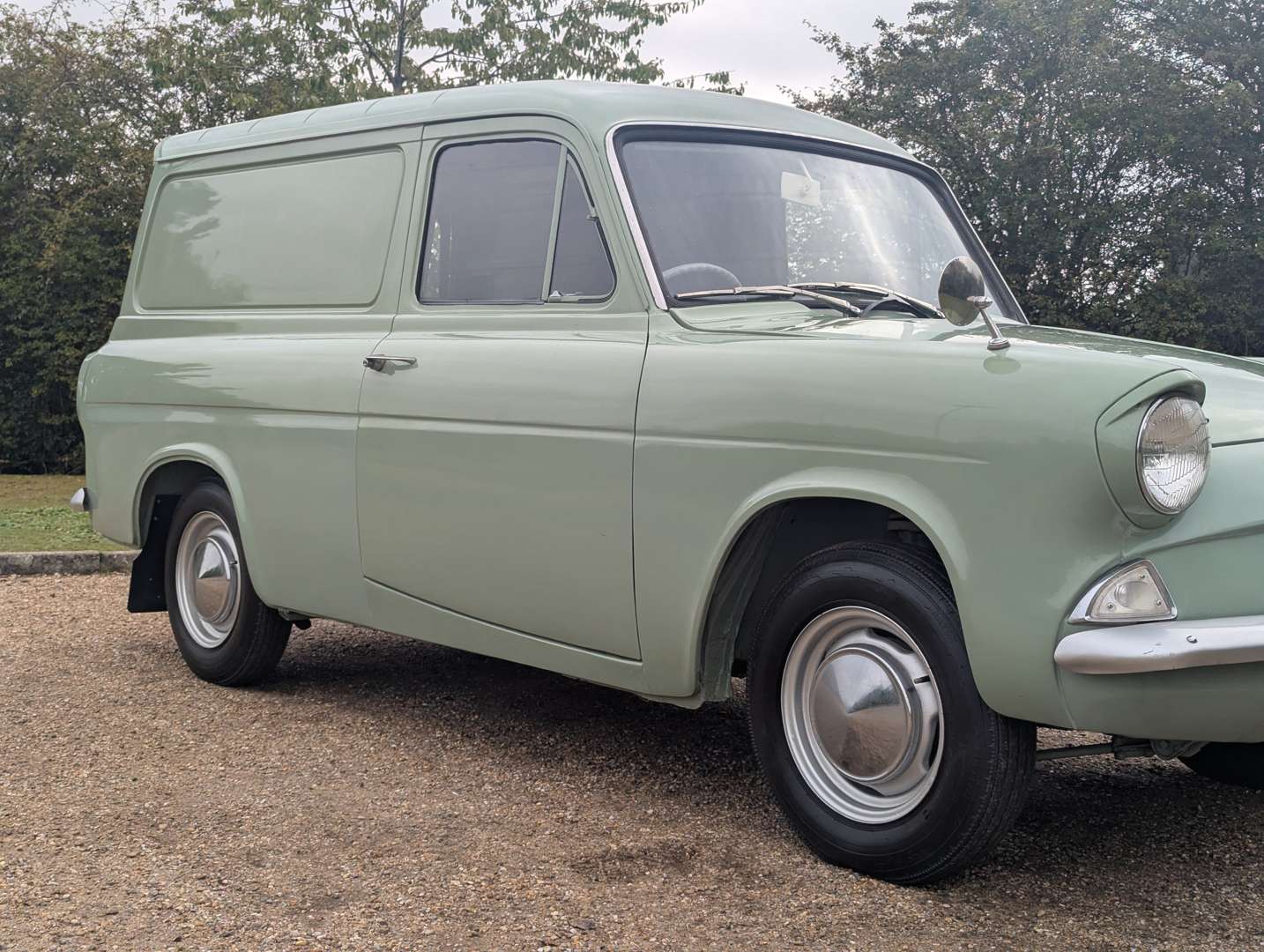 <p>1962 FORD THAMES 307E VAN&nbsp;</p>