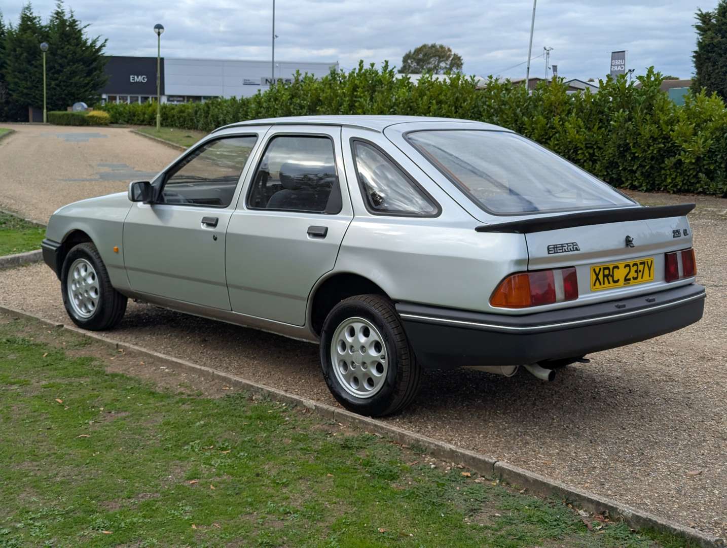 <p>1983 FORD SIERRA 2.3 V6 GL</p>