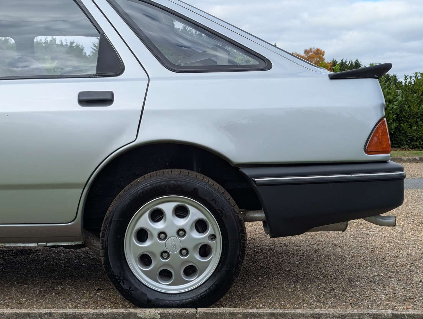 <p>1983 FORD SIERRA 2.3 V6 GL</p>