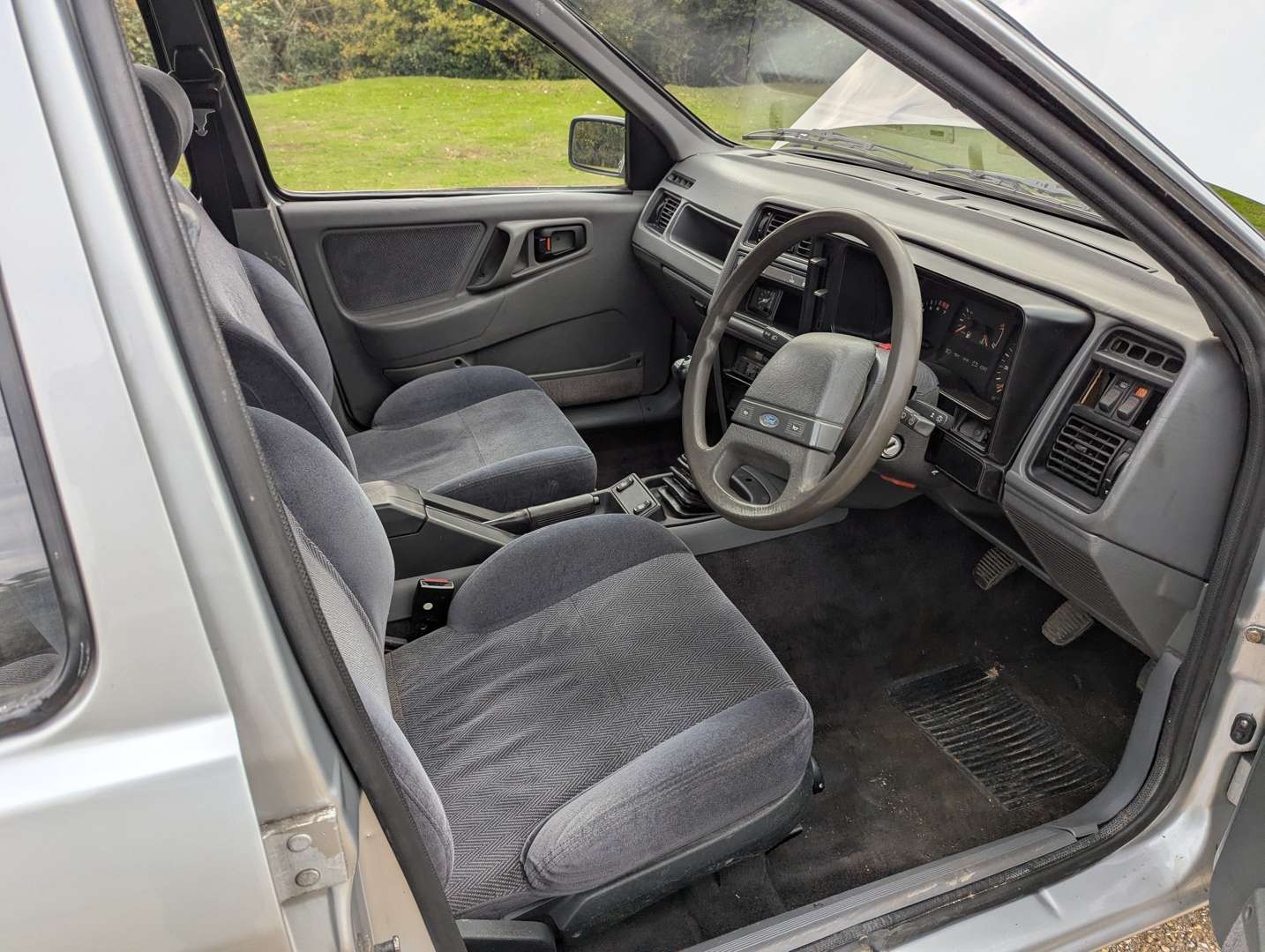 <p>1983 FORD SIERRA 2.3 V6 GL</p>