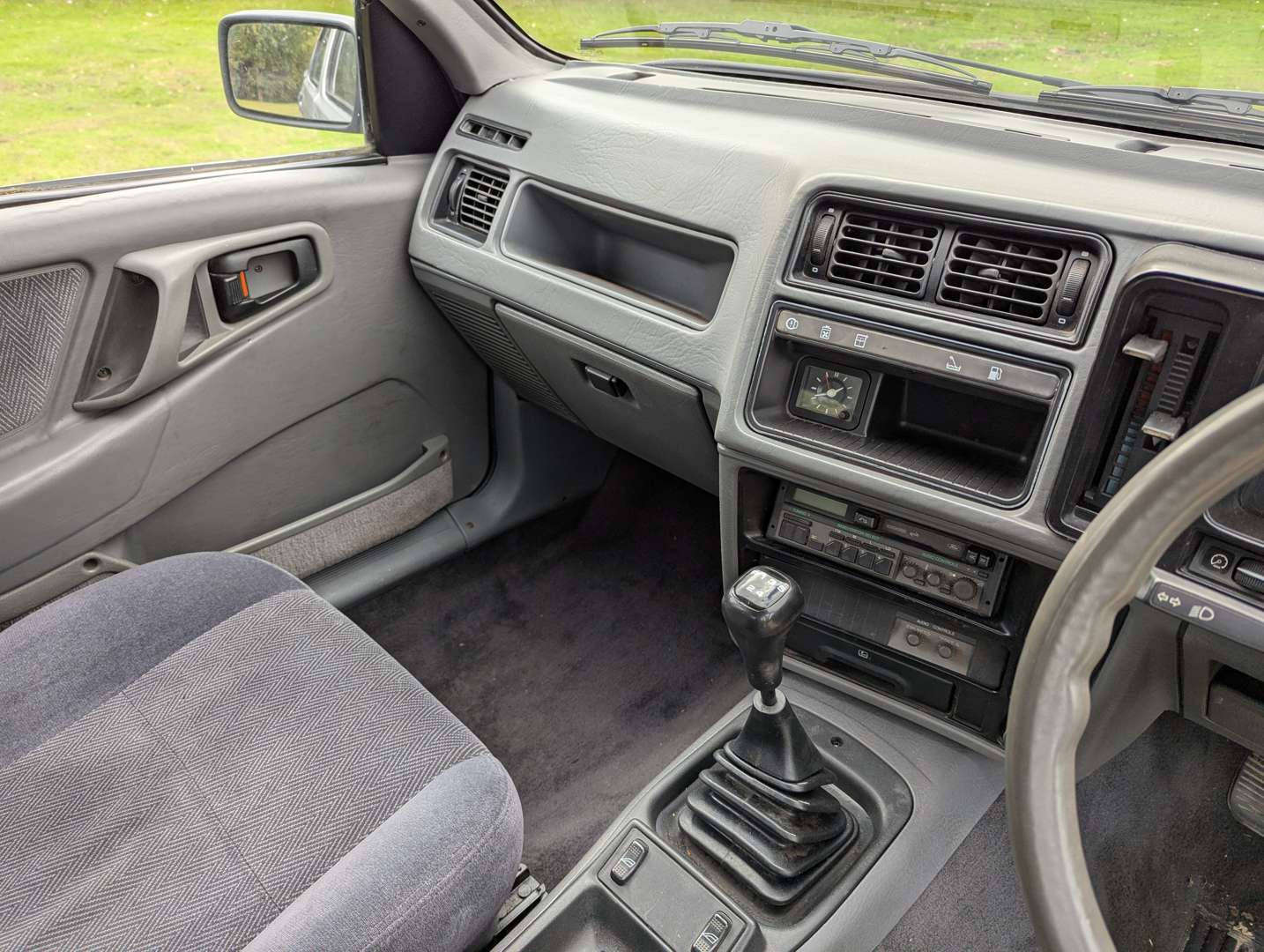 <p>1983 FORD SIERRA 2.3 V6 GL</p>