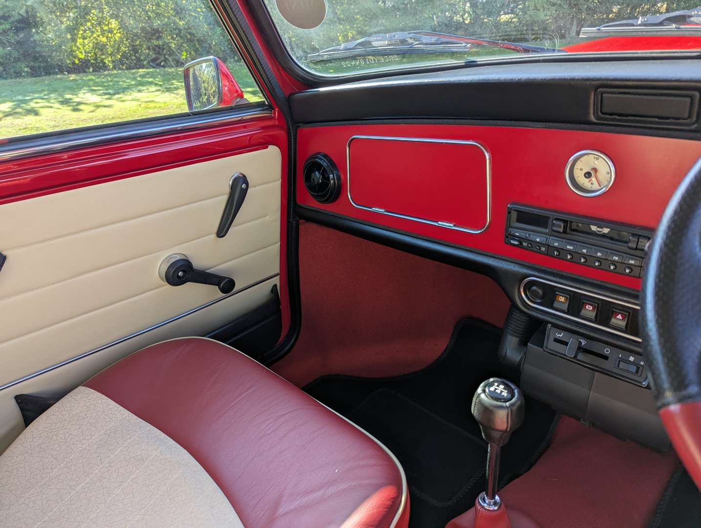 <p>2000 ROVER MINI ‘SEVEN’</p>